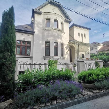 Kuria Apartman Budapest With Free Parking Extérieur photo