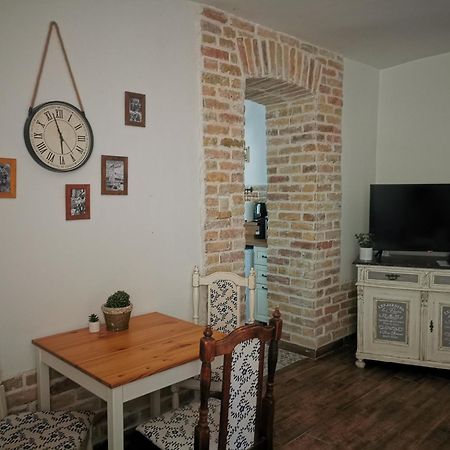 Kuria Apartman Budapest With Free Parking Extérieur photo