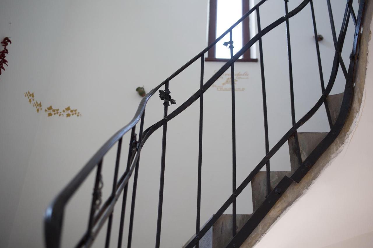 Kuria Apartman Budapest With Free Parking Extérieur photo