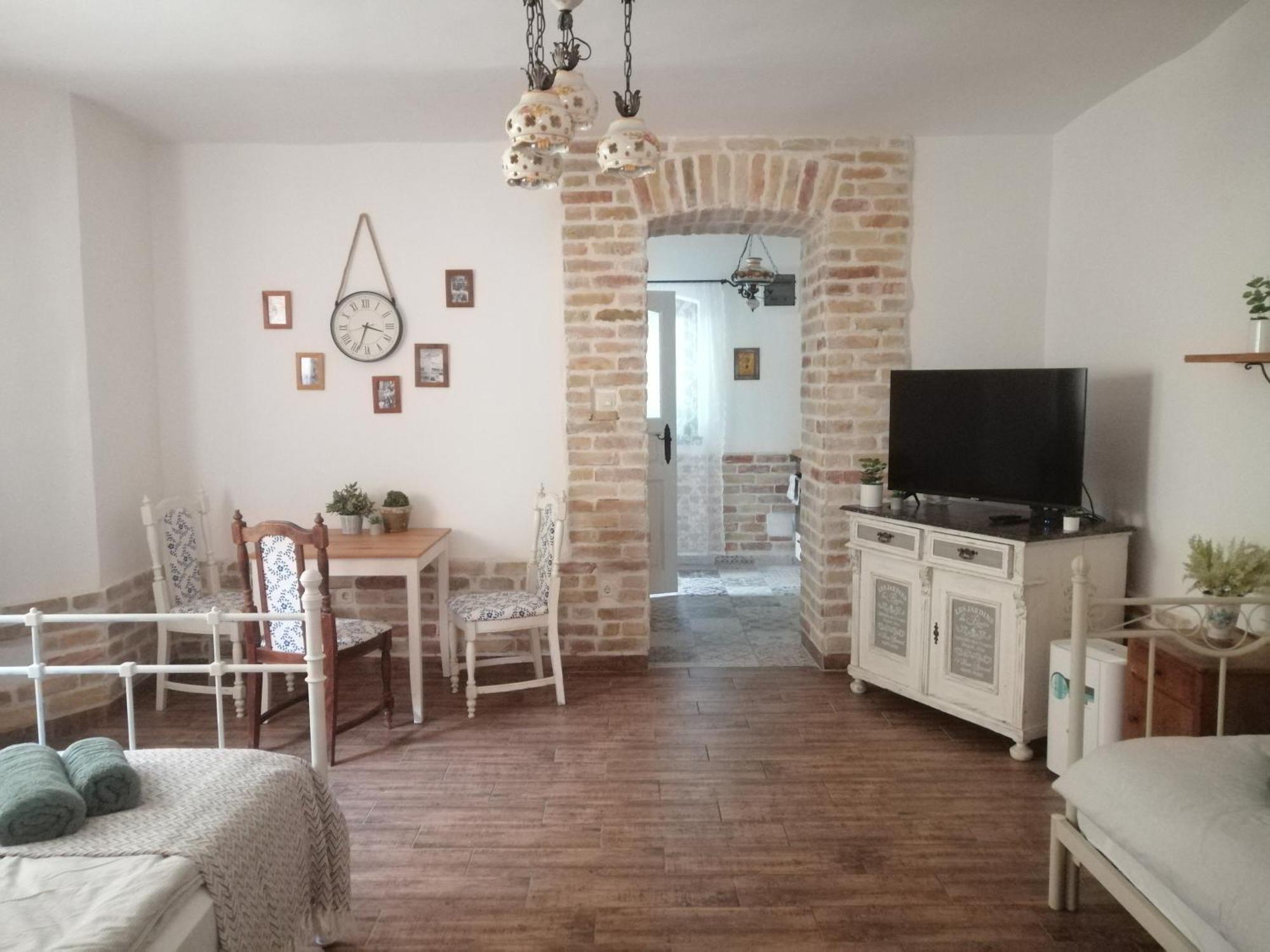 Kuria Apartman Budapest With Free Parking Extérieur photo