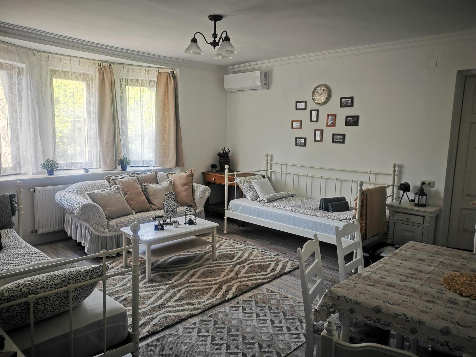 Kuria Apartman Budapest With Free Parking Extérieur photo