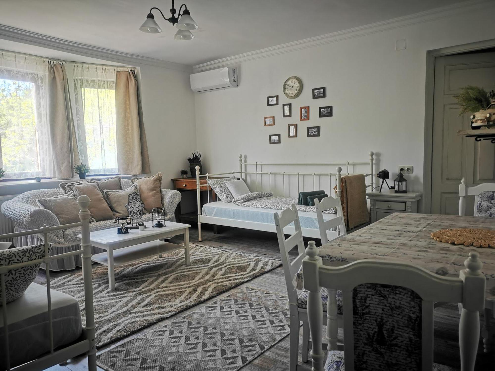Kuria Apartman Budapest With Free Parking Extérieur photo